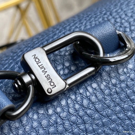 CHRISTOPHER LOUIS VUITTON XS 0711